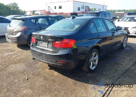 2013 BMW 320I xDrive из США, поврежденный, VIN WBA3C3C53DF979221